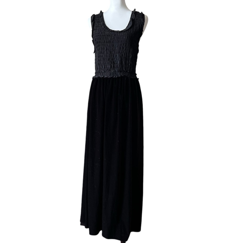 Elegant Black Maxi Dress